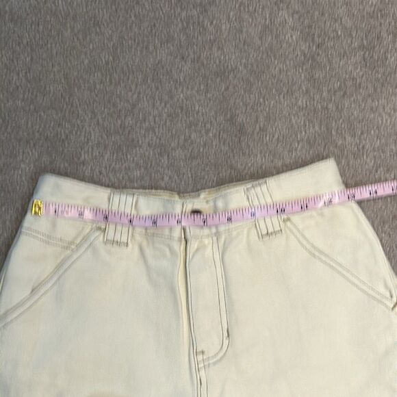 PacSun Women's Cream Cut Off Jean Shorts! - Picture 7 of 10